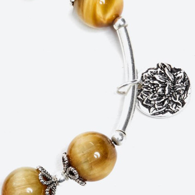 Vòng tay đá thiên nhiên phối charm bướm và sen bạc size hạt 10mm - Ngọc Quý Gemstones