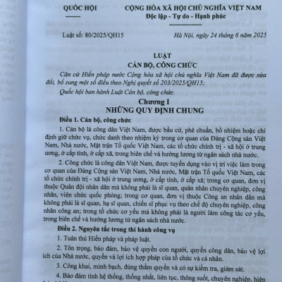 Sách Luật Cán Bộ, Công Chức 2025 – Các Văn Bản Quy Định Chi Tiết Thi Hành (V2616T)