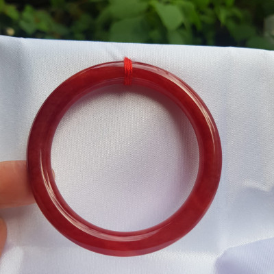 Vòng Cẩm Thạch Đỏ đẹp I Size 49mm Vòng tay đỏ đỏ đậm đẹp đeo lên may mắn chuẩn hợp Nữ mệnh Hỏa mệnh Thổ ạ Nữ cân  nặng 45kg -> 51kg đeo vừa tay đẹp xinh tay ạ