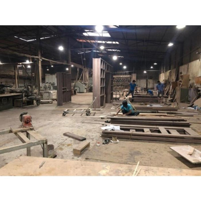 Tủ đầu giường gỗ sồi Nga