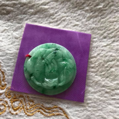 MẶT DÂY CHUYỀN TRÒN NAM ĐEO HÌNH ĐẦU RỒNG TO CHẤT LIỆU ĐÁ CẨM THẠCH XANH BÓNG TƯƠI TỰ NHIÊN KÍCH THƯỚC 32MM DẦY 5MM Ạ 