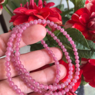 Chiếc Vòng Tay Chuỗi Quấn 3 Vòng Đá Tourmaline Hồng Tự Nhiên Đẹp Size hạt 4mm Nữ mệnh Hỏa và mệnh Thổ đeo xinh tay may mắn ạ