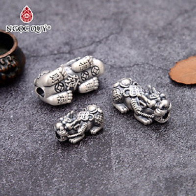 Charm bạc tỳ hưu xỏ ngang - Ngọc Quý Gemstones - 28.5mm
