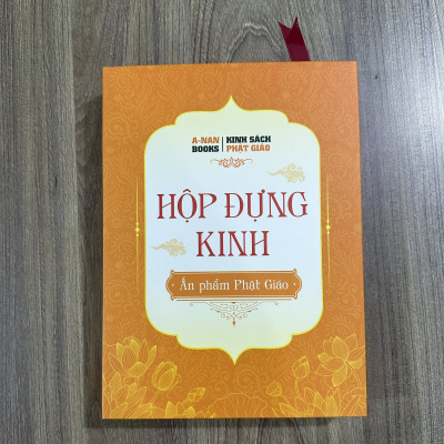 Hộp đựng Kinh, vở chép Kinh lót Lụa vàng cao cấp, kích thước 24x19cm (Đựng sách Kinh khổ B5) - Anan Books