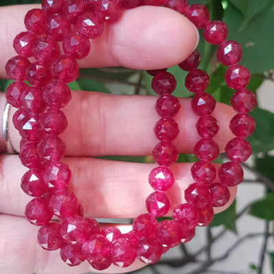 Vòng tay phong thuỷ may mắn mới đá Thạch anh dâu hồng điều đậm giác ánh sáng đẹp quấn tay kiểu 3 vòng Size hạt 7mm Vòng thạch anh dâu giác tự nhiên đậm màu điều rất đẹp Vòng chuẩn hợp nữ mệnh hoả mệnh thổ quà tặng phụ nữ quý chị đeo may mắn đẹp ạ