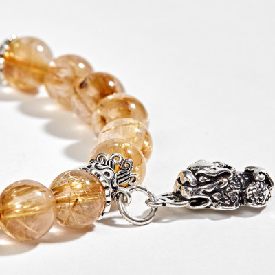 Vòng Thạch Anh Tóc Vàng Phối Charm Tỳ Hưu Treo (8mm) Ngọc Quý Gemstones