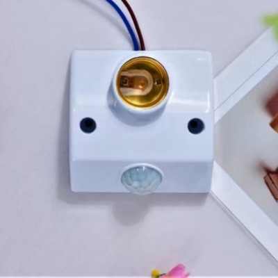 CHUÔI BÓNG ĐÈN CẢM BIẾN HỒNG NGOẠI TỰ ĐỘNG BẬT TẮT ĐÈN THÔNG MINH