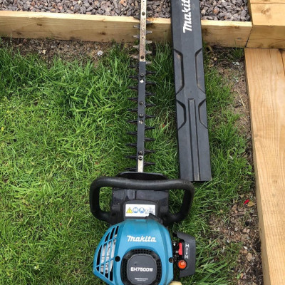 MÁY TỈA HÀNG RÀO CHẠY XĂNG (750MM/2 THÌ) MAKITA EH7500S- HÀNG CHÍNH HÃNG