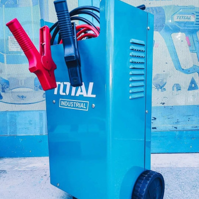 MÁY SẠC BÌNH ĐIỆN ẮC QUI MAX 20A TOTAL TBC2201 - HÀNG CHÍNH HÃNG