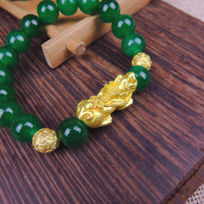 Combo Vòng Đeo Tay phong thủy đá núi lửa, đính Tì Hưu mạ Vàng 24K, Kèm hộp đựng lót lụa vàng.