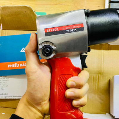 MÁY VẶN BU LÔNG DÙNG KHÍ NÉN 1/2" BTEC BT2600- HÀNG CHÍNH HÃNG