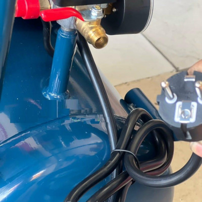 MÁY NÉN KHÍ DẦU 24L 1500W DONGCHENG DQE 2524F - HÀNG CHÍNH HÃNG