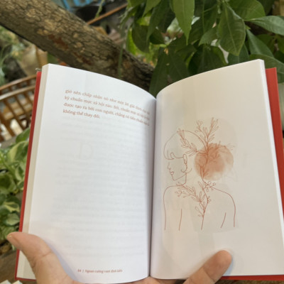 NGOAN CƯỜNG VƯỢT ĐỊNH KIẾN - Chimamanda Ngozi Adichie –Đỗ Ái Nhi dịch -  AZ Việt Nam - NXB  Bản Thanh Niên