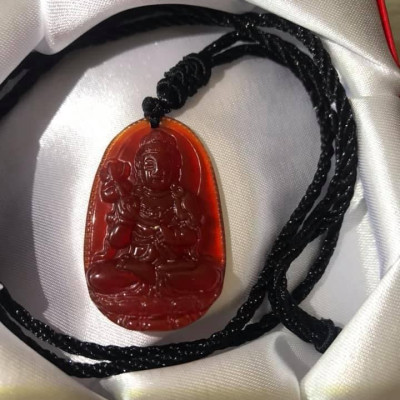 MẶT ĐẠI THẾ CHÍ MÃ NÃO ĐỎ ĐỘ NỮ TUỔI NGỌ 