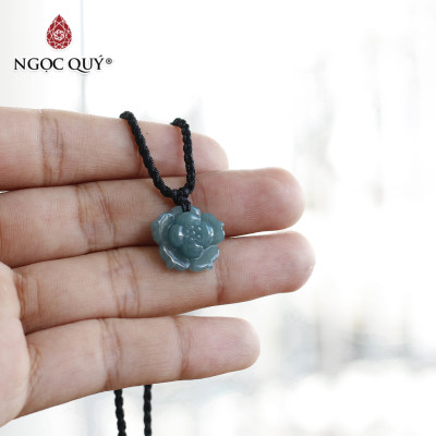 Mặt dây chuyền hoa Sen lam ngọc mệnh thủy mộc - Ngọc Quý Gemstones
