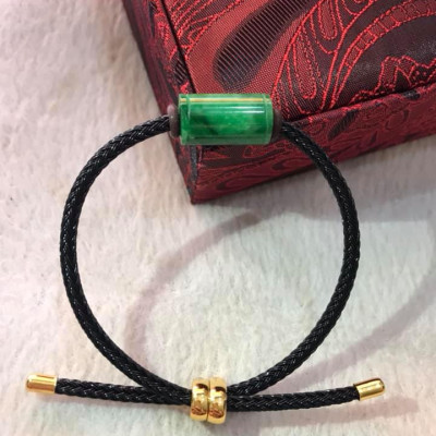 VÒNG TAY LU TRÚC XANH KIỂU ĐẬM BÓNG ĐẸP DÂY ĐEN MỚI CÓ KHOEN ĐẸP CHỈNH THEO TAY ĐƯỢC Ạ CHẤT LIỆU 100% ĐÁ CẨM THẠCH THIÊN NHIÊN NỮ MỆNH THỦY MỘC HỎA LÊN TAY RẤT XINH XẮN Ạ
