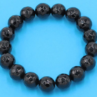 Chuỗi đeo tay - thạch anh đen cắt giác 10 ly 17 hạt - hợp mệnh Thủy, mệnh Mộc