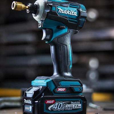 MÁY VẶN VÍT DÙNG PIN BL 40VMAX (220 N.M) MAKITA TD001GM201 (SẠC NHANH – 2 PIN 40V/ 4.0AH) - HÀNG CHÍNH HÃNG