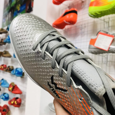 Giày bóng đá phủi wwWika Flash Xám cao cấp 2022