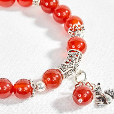 Vòng tay đá mã não đỏ thiên nhiên charm hồ ly Ngọc Quý Gemstones