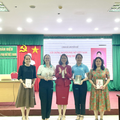 Sách Pháp Lý Ly Hôn - Bí quyết đi qua miền giông bão - Luật sư Đậu Thị Quyên 