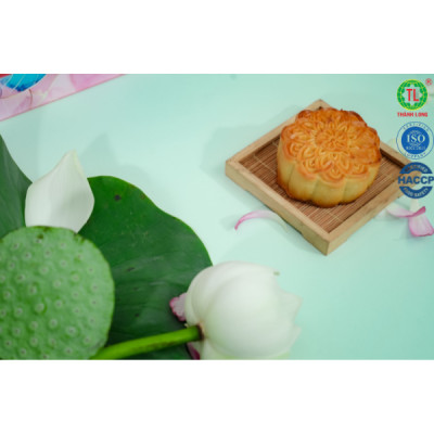 Hộp Bánh Trung Thu 4 bánh 1 trứng 150g - COMBO SUPER A9 - Thành Long - (600g) - VIỆT NAM