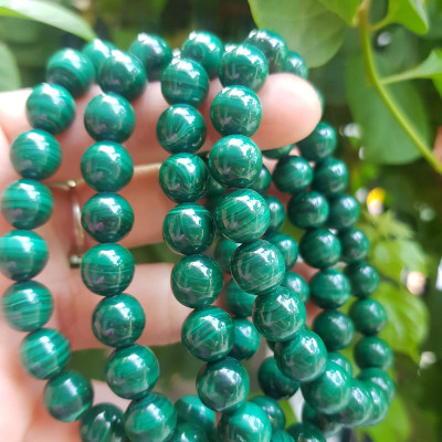 Vòng Tay Phong Thủy Đá Lông Công hay gọi là đá Malachite tự nhiên bóng đẹp Size vòng 9mm nữ mệnh Mộc mệnh Hỏa Vòng Xanh Đá Lông Công Vân tự nhiên đẹp đeo tốt sức khỏe, đẹp, may mắn trong công việc ạ