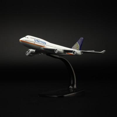 Mô Hình Máy Bay Trưng Bày Boeing 747 United Airlines Everfly