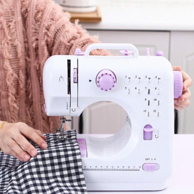 Bộ Máy May Gia Đình Đa Năng Có Vắt Sổ Kèm Đầy Đủ Phụ Kiện | Hàng Chất Lượng Cao, ĐÈN TRANG TRÍ , ĐỒNG HỒ TREO TƯỜNG