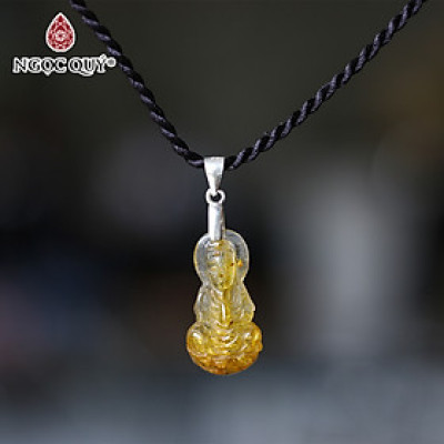 Mặt dây chuyền phật bà thạch anh tóc vàng 24x12.5mm mệnh thủy,kim - Ngọc Quý Gemstones