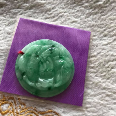 MẶT DÂY CHUYỀN TRÒN NAM ĐEO HÌNH ĐẦU RỒNG TO CHẤT LIỆU ĐÁ CẨM THẠCH XANH BÓNG TƯƠI TỰ NHIÊN KÍCH THƯỚC 32MM DẦY 5MM Ạ 