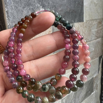 Vòng Chuỗi Nữ Đá tourmaline quấn 3 vòng size hạt 4mm nhiều màu đa sắc Chị Em Nữ đeo tay rất xinh đẹp may mắn tốt cho công việc cuộc sống ạ