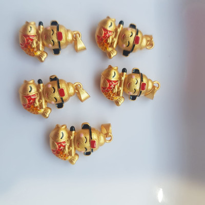 Phụ Kiện Charm Vòng Tay Nữ đẹp Hình Thần Tài Cưỡi Cá Chép Nữ đã có vòng tay hạt chuỗi , vòng tay kiểu thì charm Thần Tài Cưỡi Cá Chép này vào đeo đẹp xinh ạ