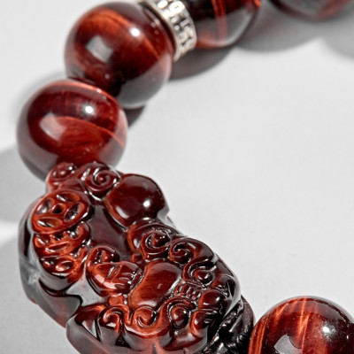 Vòng Thạch Anh Mắt Hổ Đỏ Phối Tỳ Hưu Nam (14mm) Ngọc Quý Gemstones