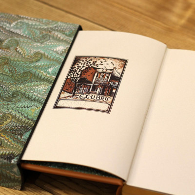 Gió Đầu Mùa Và Hà Nội Băm Sáu Phố Phường - Ấn Bản Giới Hạn - Bìa Da