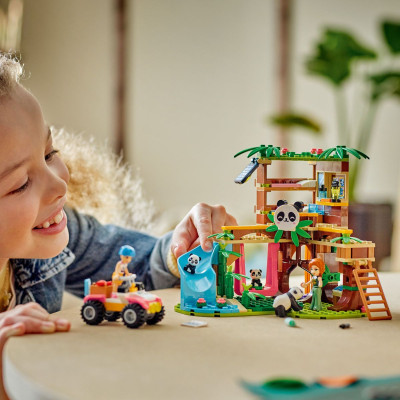 LEGO FRIENDS 42648 Đồ Chơi Lắp Ráp Trung Tâm Bảo Tồn Gấu Trúc (243 chi tiết)