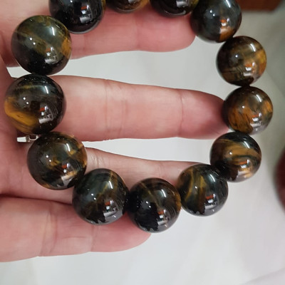 Vòng đeo Tay Nam ĐÁ MẮT HỔ Vàng Xanh tự nhiên size hạt 16mm 13 Viên Nam Mệnh THUỶ Mệnh Mộc đeo Vòng hợp phong thủy làm ăn, kinh doanh tốt đẹp phát đạt tốt sức khỏe ạ
