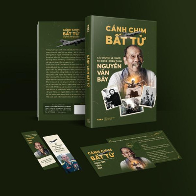 Sách - Cánh Chim Bất Tử - Câu Chuyện Về Người Phi Công Huyền Thoại Nguyễn Văn Bảy - Phiên Bản Kỷ Niệm 80 Năm - Tặng Kèm Bookmark + Postcard
