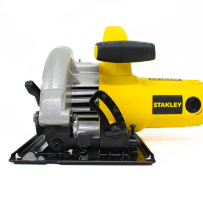 Máy cưa cầm tay 1600W- 190mm Stanley SC16-B1