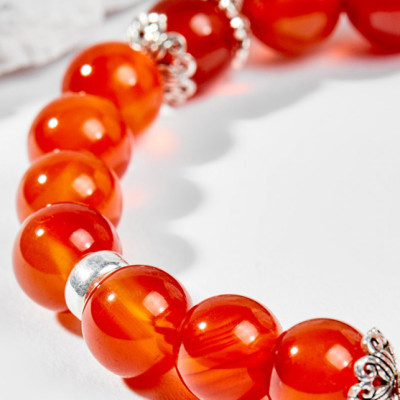 Vòng Tay Phong Thủy Nữ Đá Mã Não Đỏ Phối Charm Cung Hoàng Đạo Cự Giải (8mm) Mệnh Hỏa, Thổ Ngọc Quý Gemstones