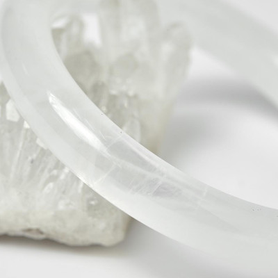 Vòng tay thạch anh ưu linh trắng bản tròn mệnh thủy, kim - Ngọc Quý Gemstones