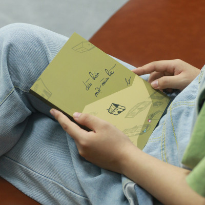  Dài Hơn Một Mùa Hè