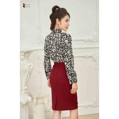 Chân váy ôm, nơ lệch eo Tri