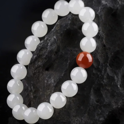 Vòng tay phong thủy, vòng tay may mắn đá mã não trắng mix 1 hạt đá thạch anh đỏ