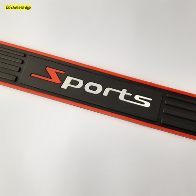 Bộ 4 miếng dán bậc bước lên xuống xe ô tô chữ sports
