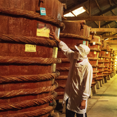 Nước mắm nhĩ chánh hiệu Phú Quốc Thanh Hà 35N-5 lít 