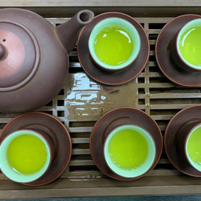 Combo 02 Hộp trà xanh Tân Cương - Trà Tân Cương Tước Thiệt 100 gram