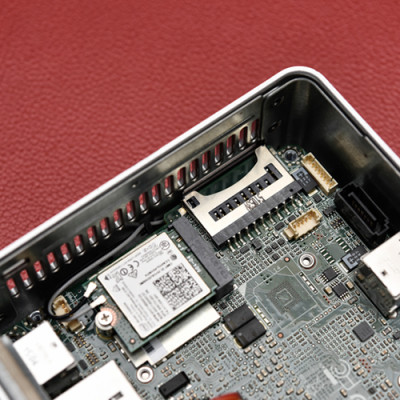 Mini PC Intel NUC NUC5CPYH - Celeron N3050 - Hàng Chính Hãng