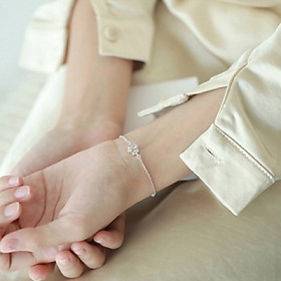 Vòng tay S925 hình khối bọc đá tinh tế