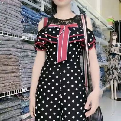 Jum trễ vai chấm bi trẻ trung cá tính Myqlothing.